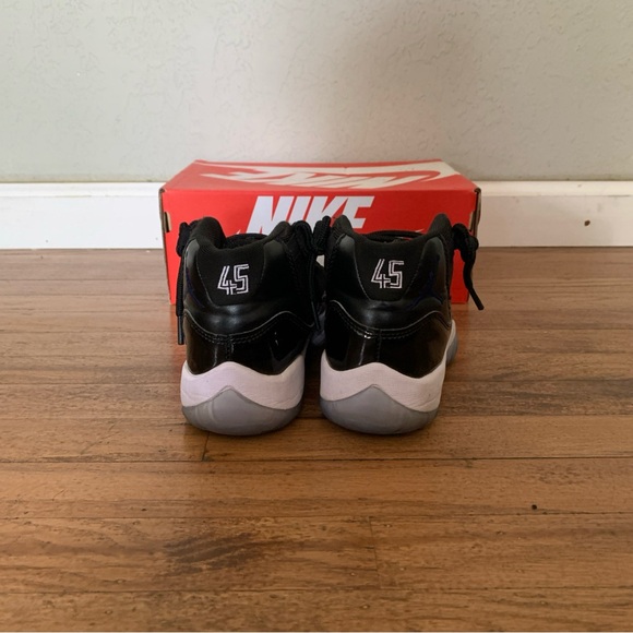 Nike Air Jordan 11 Retro Black Sneakers - Picture 5 of 6